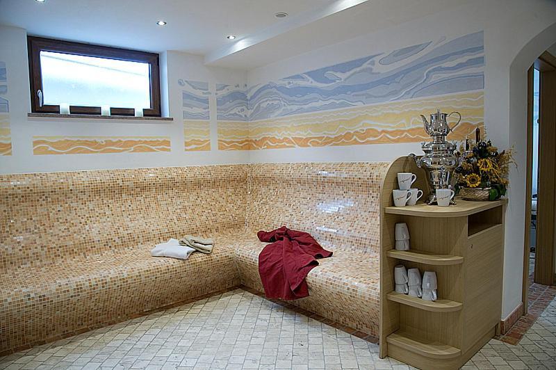 Hotel Miramonti วีโก ดี ฟาสซา ภายนอก รูปภาพ