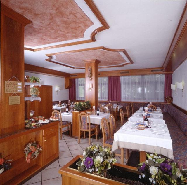 Hotel Miramonti วีโก ดี ฟาสซา ภายนอก รูปภาพ